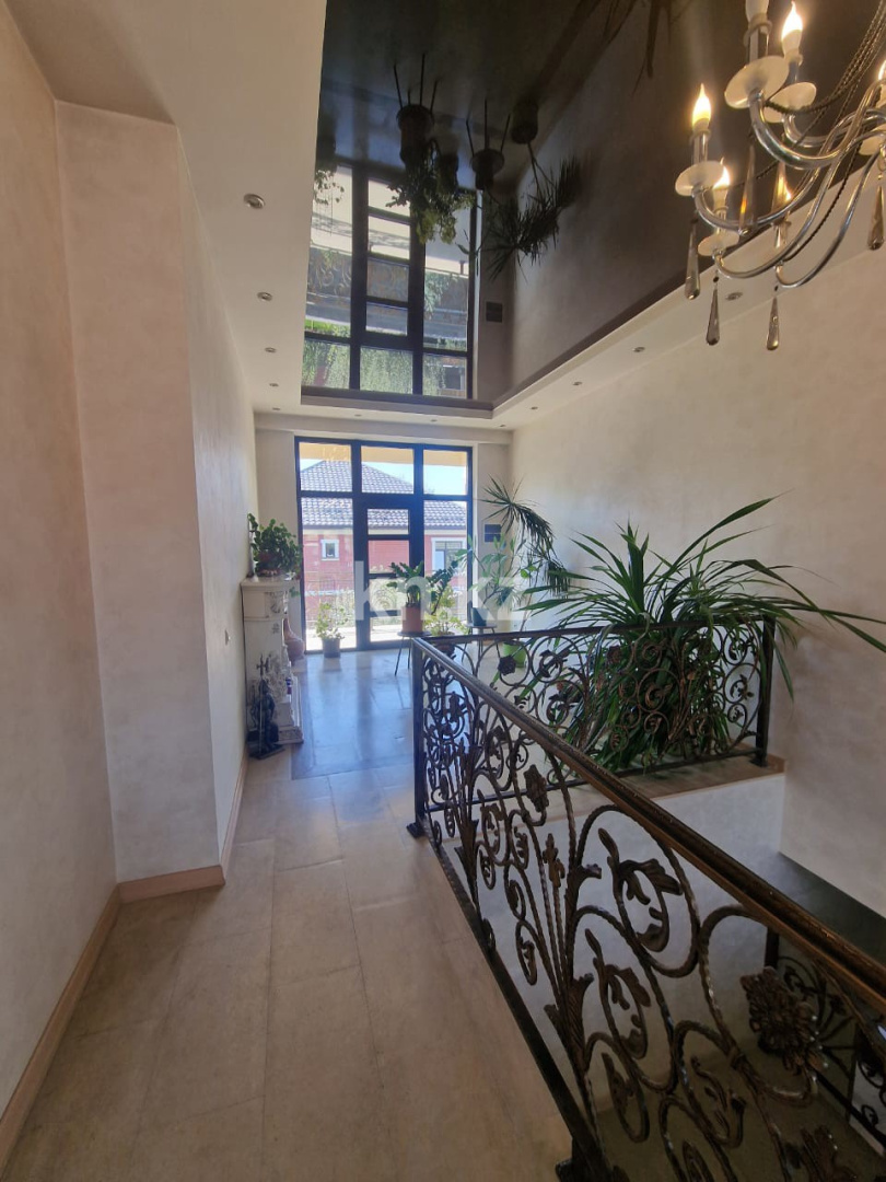 Продажа 7-комнатного дома, 680 м² - Продажа домов, коттеджей в Алматы фото 28 из 34