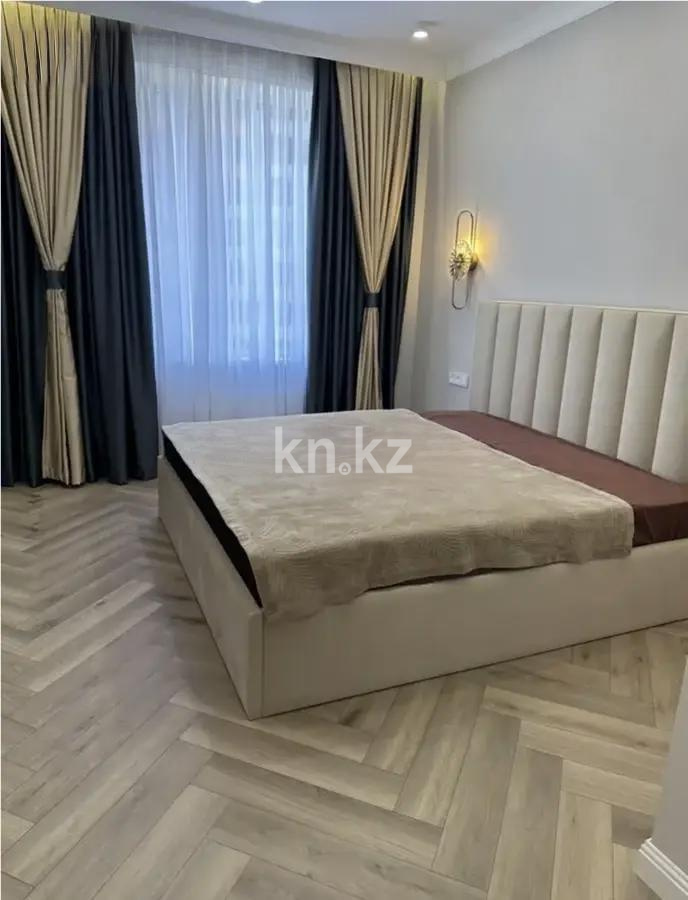 Продажа 2-комнатной квартиры, 60 м², ул. Сатпаева, дом  90/54 в Алматы - фото 2