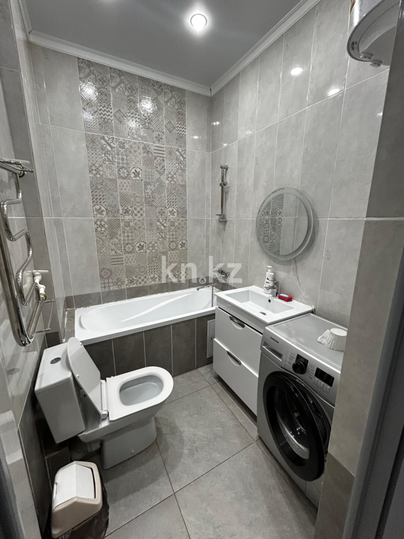 Продажа 2-комнатной квартиры, 51 м², ул. Ашимова, дом  21 в Караганде - фото 8