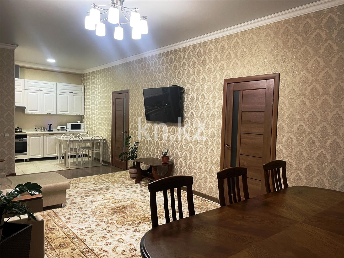 Продажа 4-комнатной квартиры, 88 м² - Продажа квартир в Городе Караганды - страница 2 фото 3 из 24