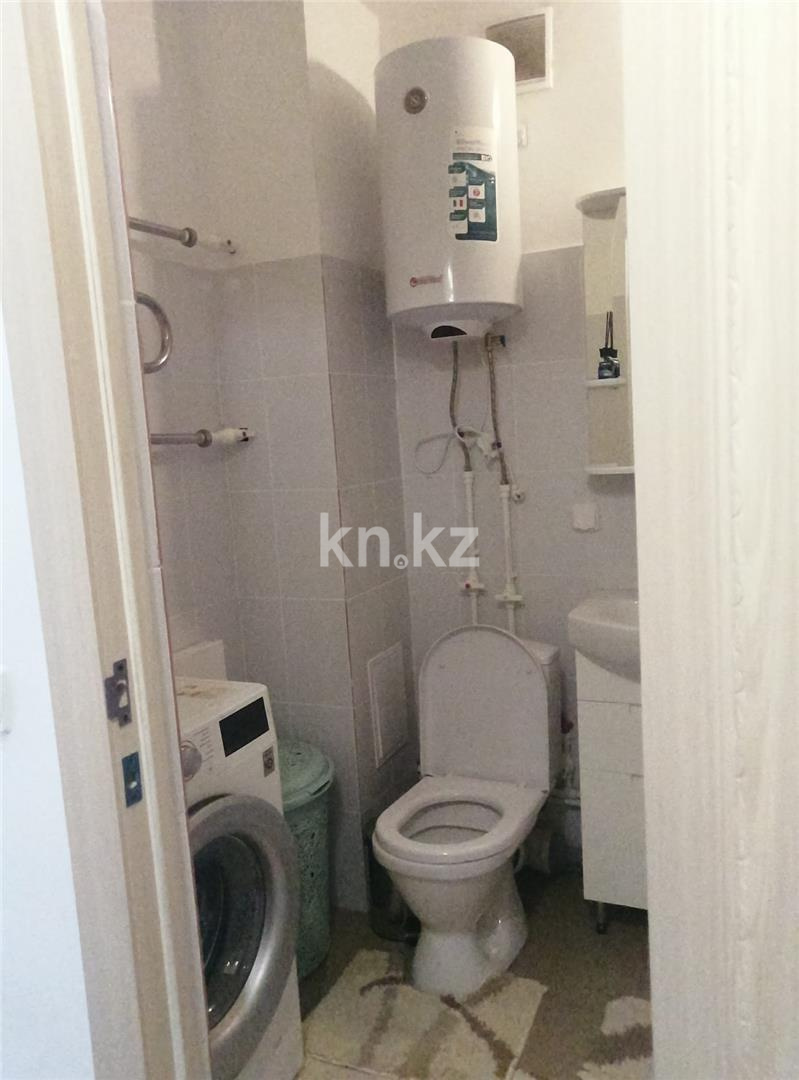 Продажа 2-комнатной квартиры, 54 м², ул. Ашимова, дом  28 - Продажа  двухкомнатных квартир в Караганде фото 12 из 14