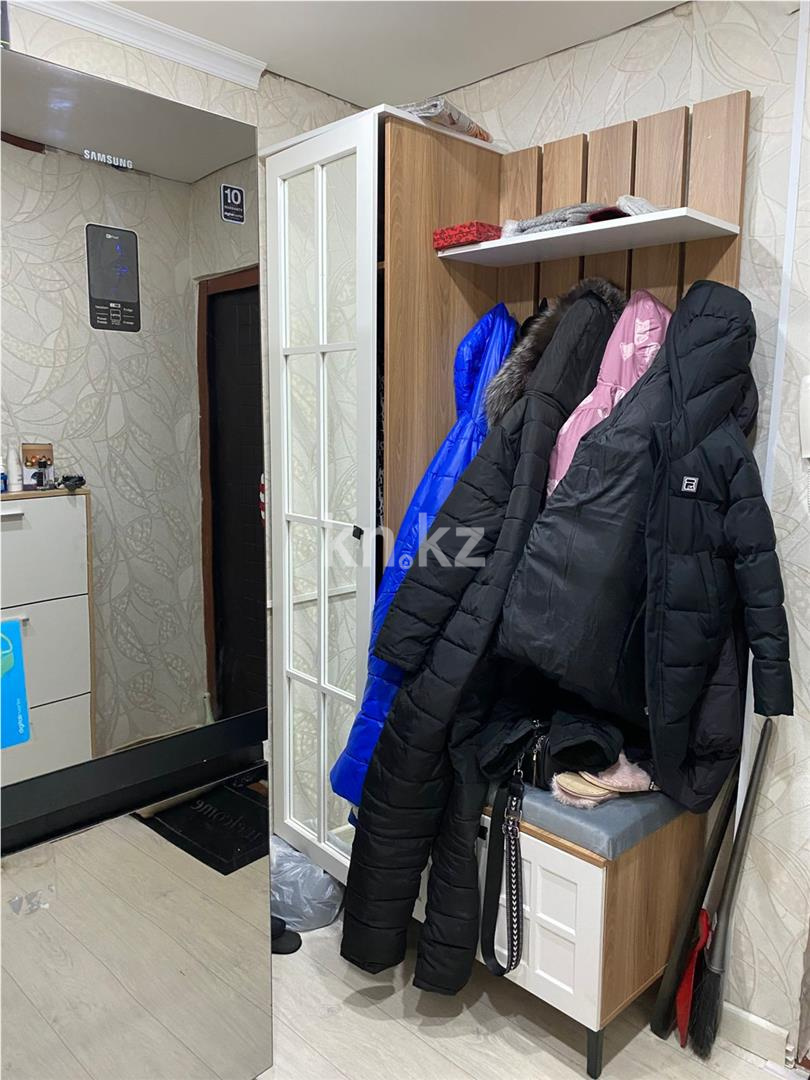 Продажа 3-комнатной квартиры, 62 м², мкр-н 17 в Караганде - фото 11