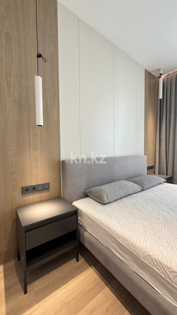 Аренда 3-комнатной квартиры, 95 м², ул. Нурмагамбетова - Аренда  трехкомнатных квартир помесячно в Алматы с фото фото 2 из 12