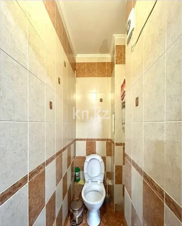 Продажа 3-комнатной квартиры, 66.4 м², мкр-н Аксай-1а, дом  10 в Алматы - фото 6