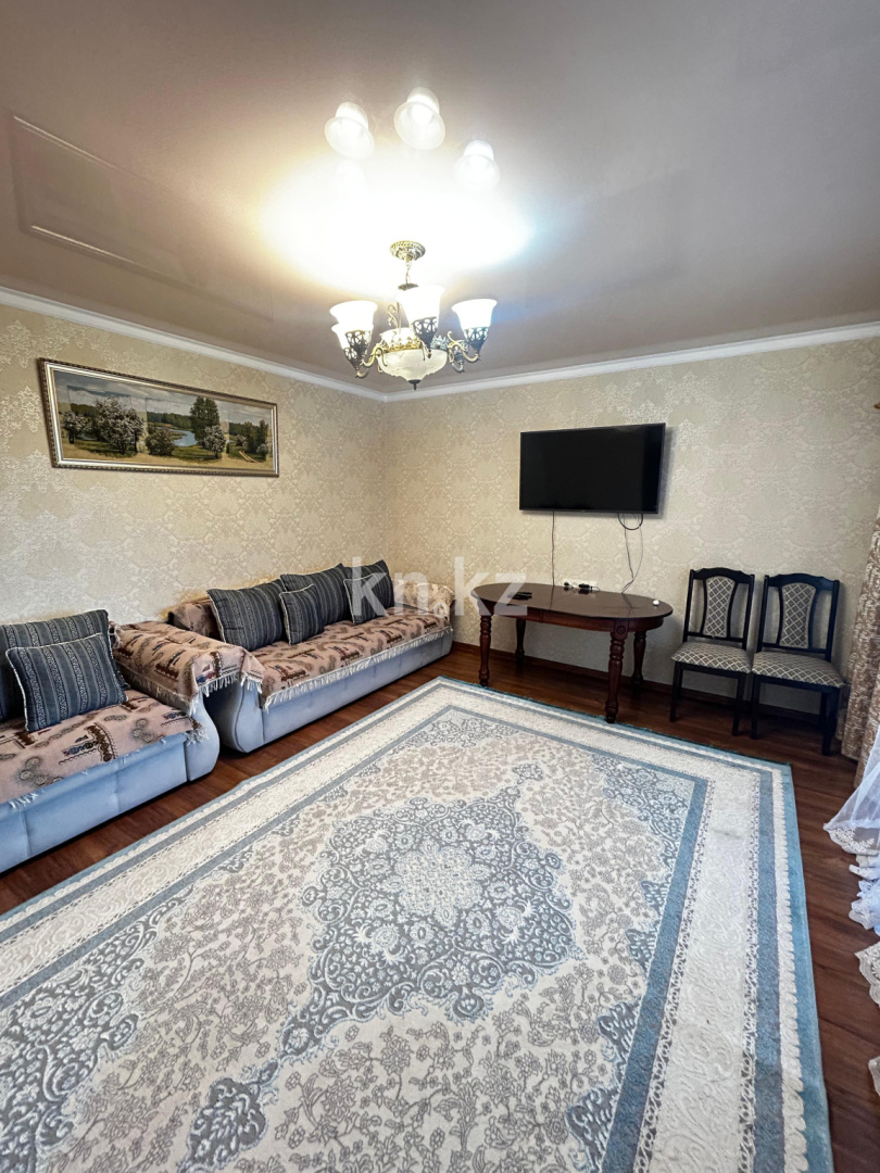 Продажа 3-комнатной квартиры, 62 м², мкр-н Степной-3, дом  7 - Продажа квартир в Караганде фото 1 из 15