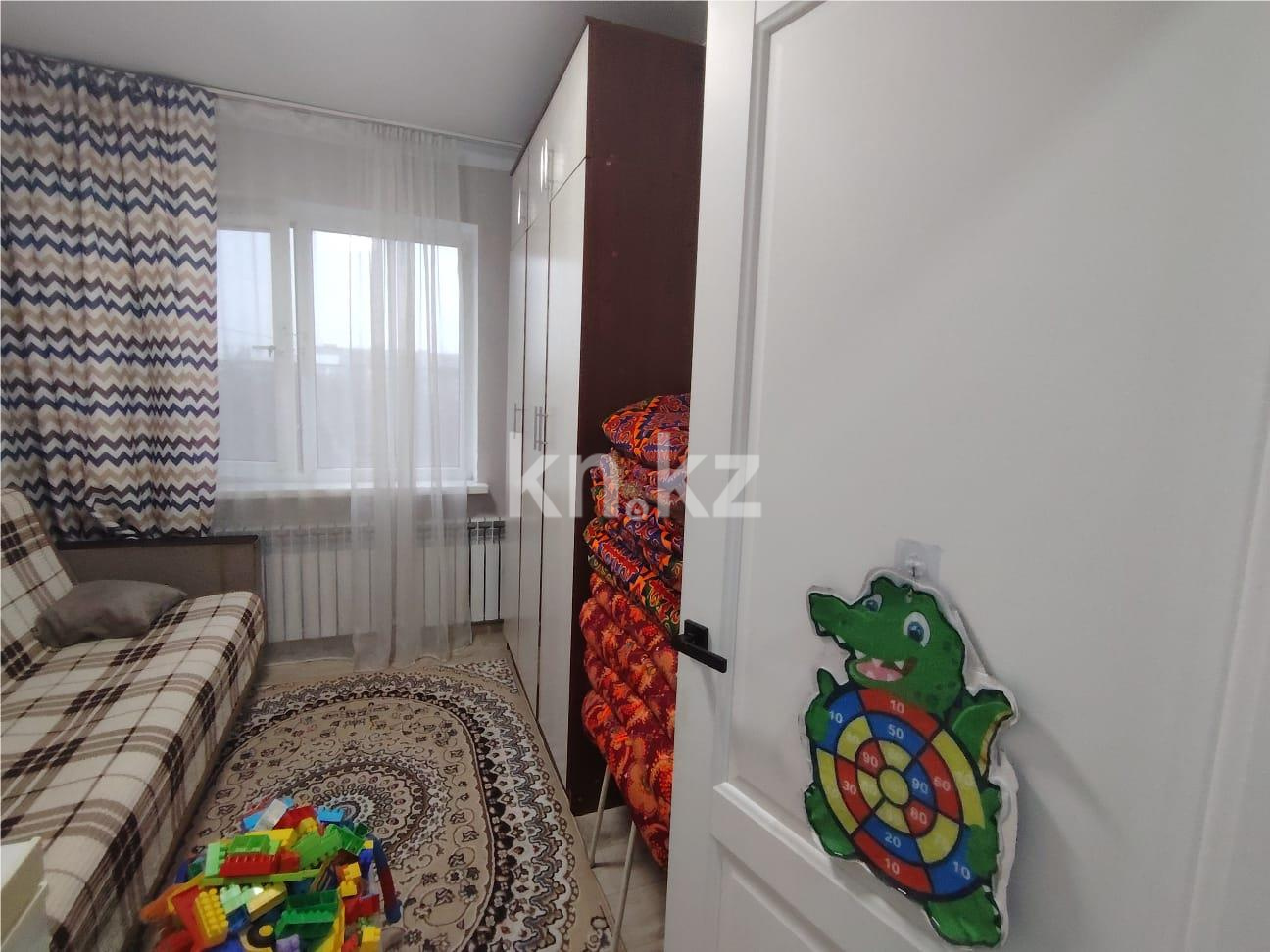 Продажа 4-комнатной квартиры, 62 м², ул. Язева в Караганде - фото 8