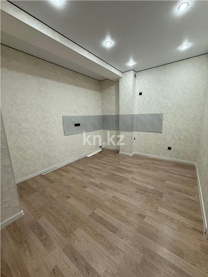 Продажа 2-комнатной квартиры, 36.8 м², мкр-н 20, дом  46 в Алматы - фото 2