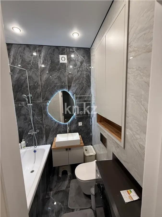 Продажа 3-комнатной квартиры, 84 м², ул. Кулкыбаева, дом  13 в Караганде - фото 5