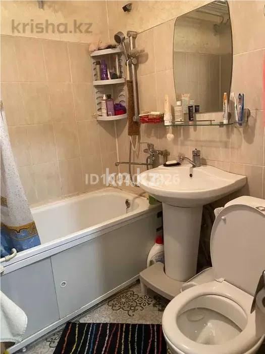 Продажа 3-комнатной квартиры, 54 м², ул. Розыбакиева, дом  214 в Алматы - фото 4