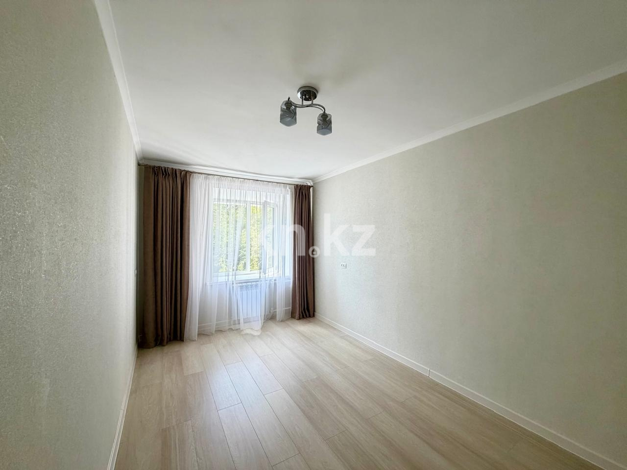 Продажа 4-комнатной квартиры, 75.4 м² - Продажа квартир в Городе Караганды - страница 2 фото 8 из 20