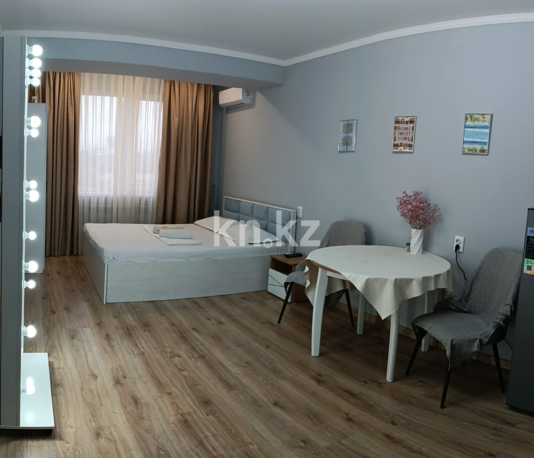 Аренда 1-комнатной квартиры посуточно, 33 м² в Алматы - фото 8
