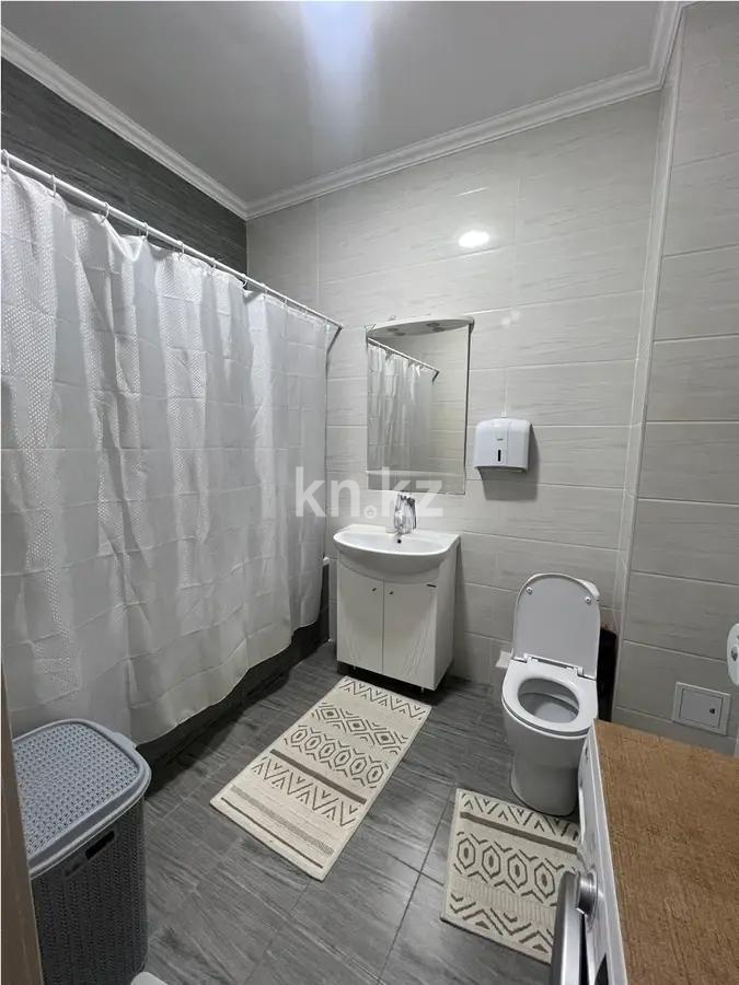 Продажа 2-комнатной квартиры, 63 м², ул. Байтурсынова, дом  10/2 в Астане - фото 4