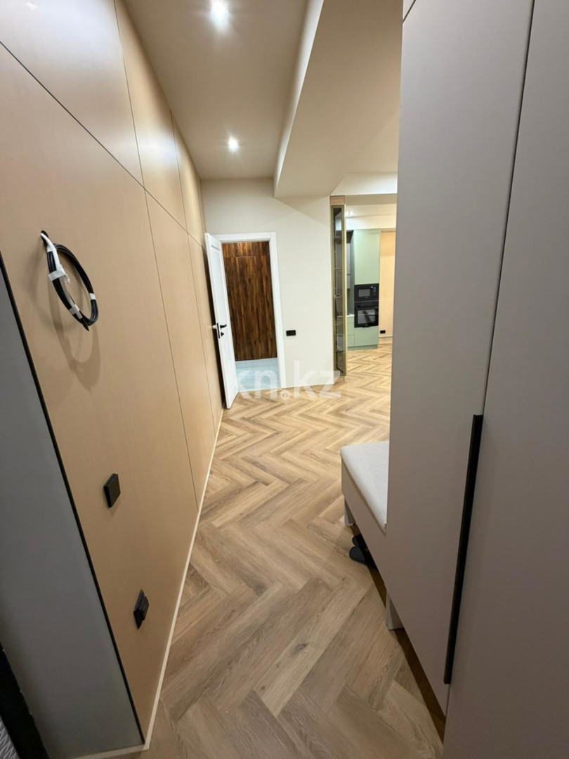 Продажа 2-комнатной квартиры, 69 м² - Продажа квартир в кирпичном доме в Уральске фото 11 из 16