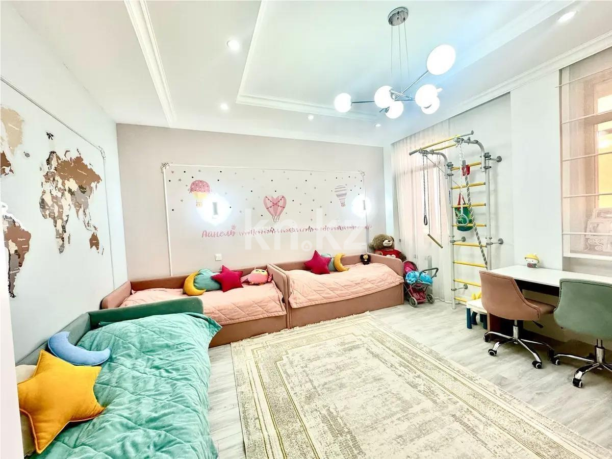 Продажа 3-комнатной квартиры, 132 м², ул. Рахмадиева, дом  2/1 в Алматы - фото 3