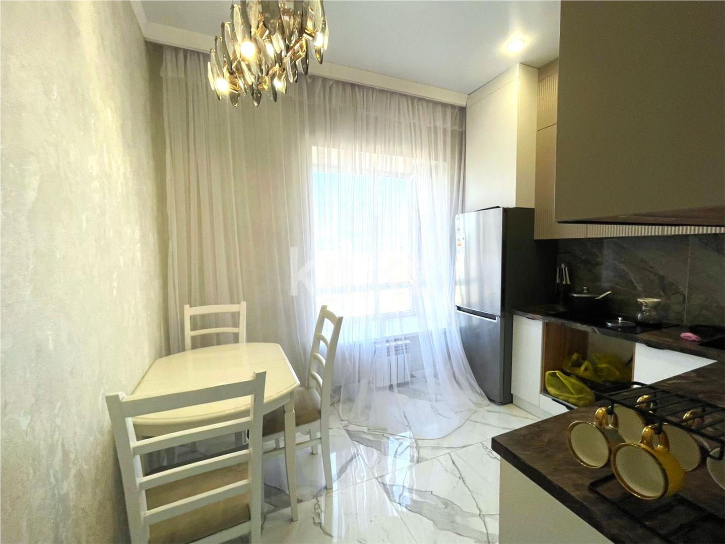 Продажа 3-комнатной квартиры, 81 м², 137 учетный квартал - Продажа и аренда недвижимости в Караганде фото 7 из 14