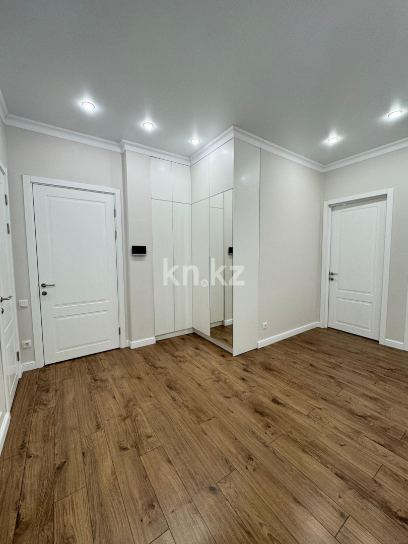 Продажа 3-комнатной квартиры, 90 м² - Продажа жилой и коммерческой недвижимости в Караганде фото 8 из 15