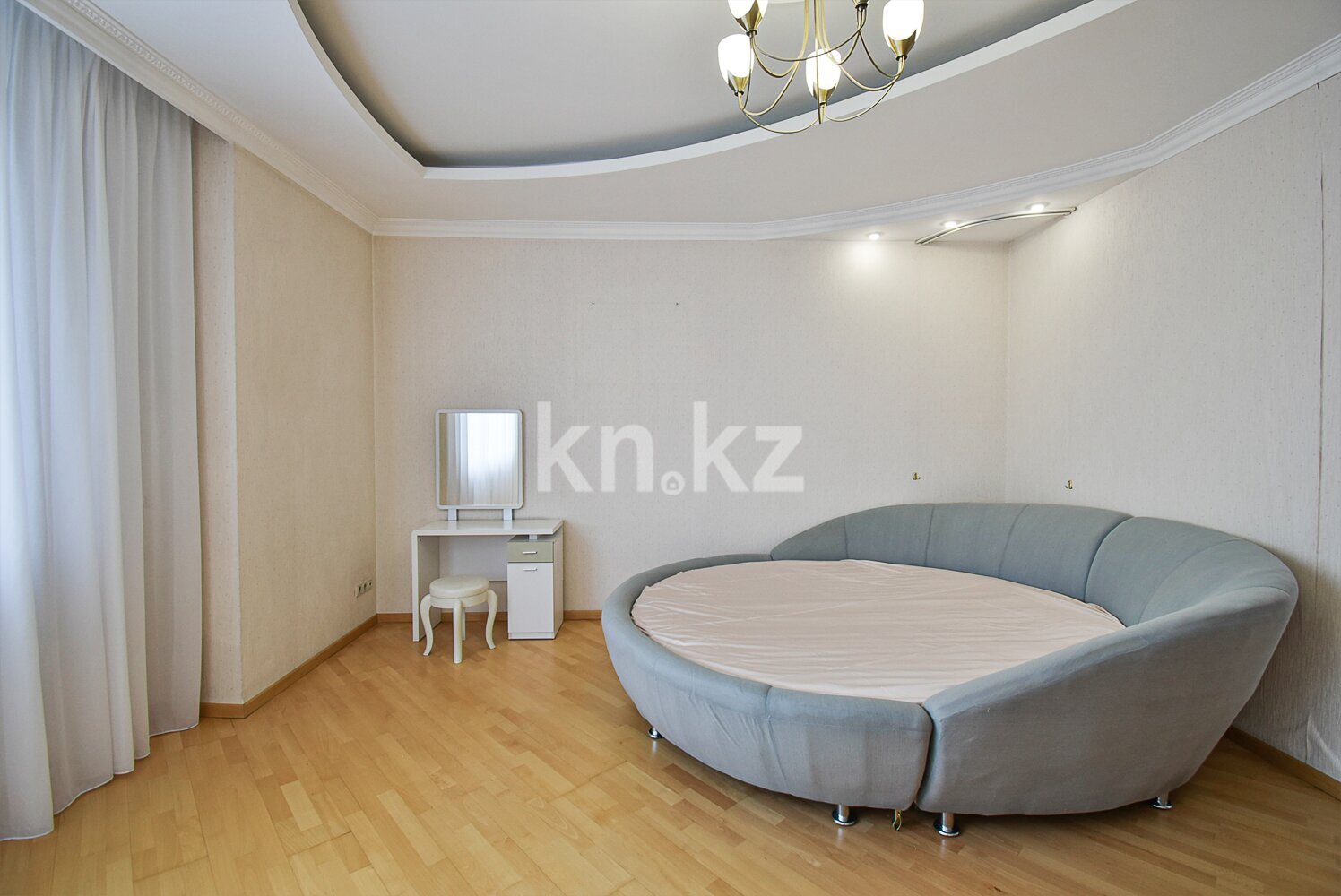 Продажа 4-комнатной квартиры, 241 м² в Алматы - фото 19