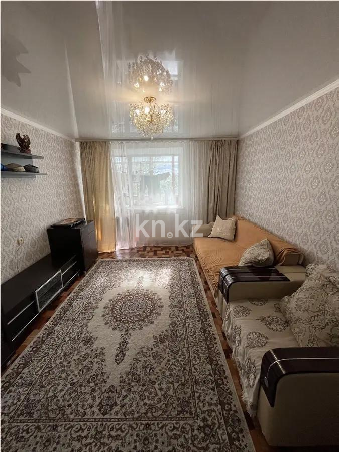 Продажа 3-комнатной квартиры, 62 м², ул. Гапеева, дом  7 - Продажа квартир в Караганде фото 1 из 7
