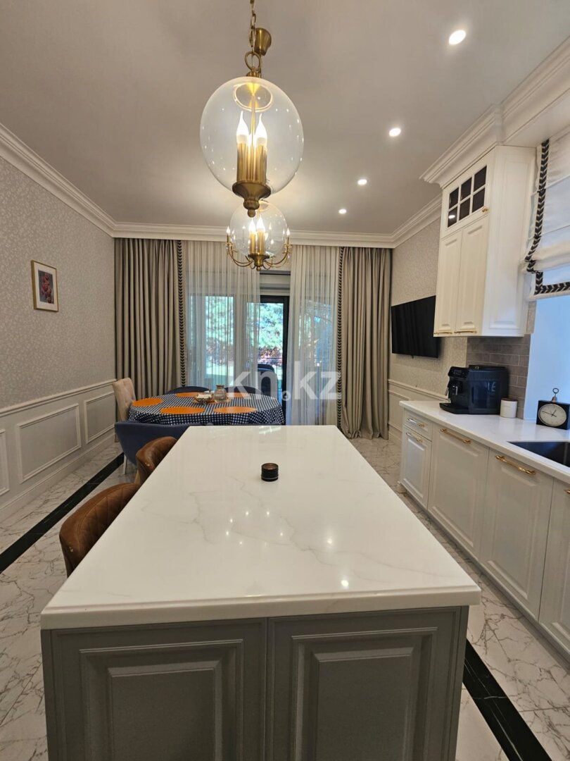 Продажа 7-комнатного дома, 380 м² в Алматы - фото 8