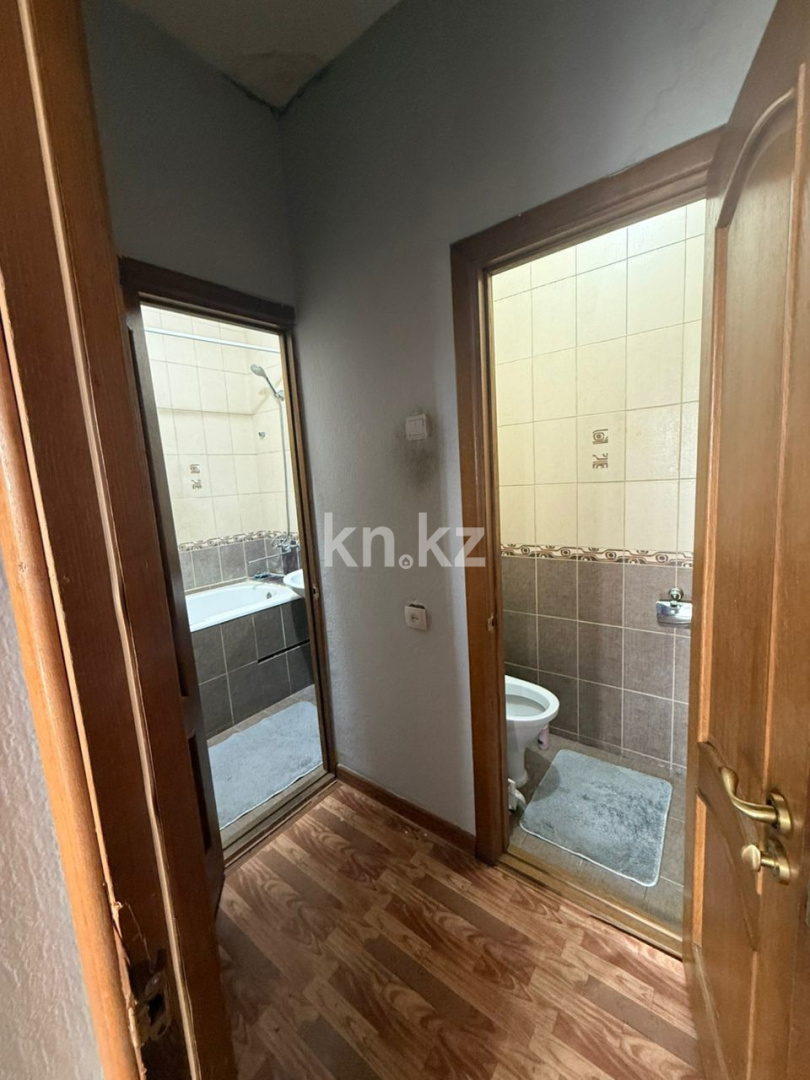 Продажа 2-комнатной квартиры, 63 м², пр. Назарбаева в Алматы - фото 7