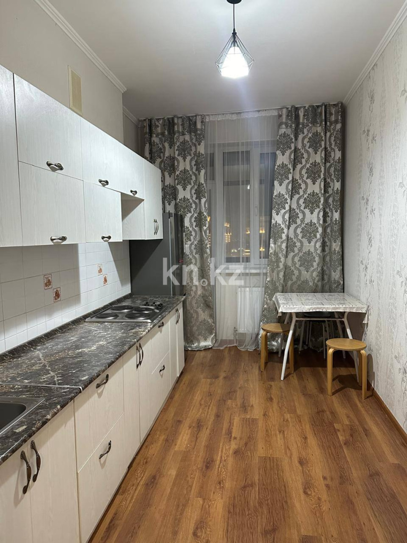 Аренда 1-комнатной квартиры, 47 м², ул. Куанышбаева, дом  15 - ул. Байтурсынова - Аренда квартир помесячно в Астане с фото фото 1 из 9