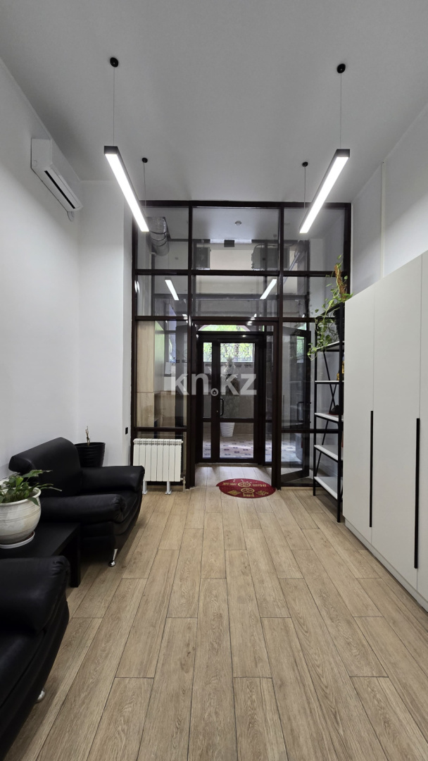 Продажа , 260 м², ул. Митина, дом  4 - Достык - Продажа офисных и торговых помещений в Алматы с фото фото 37 из 40