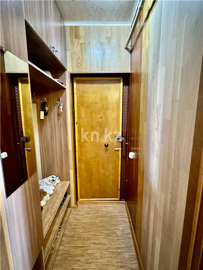 Продажа 3-комнатной квартиры, 63 м², мкр-н Голубые Пруды - Продажа квартир в Караганде фото 8 из 9