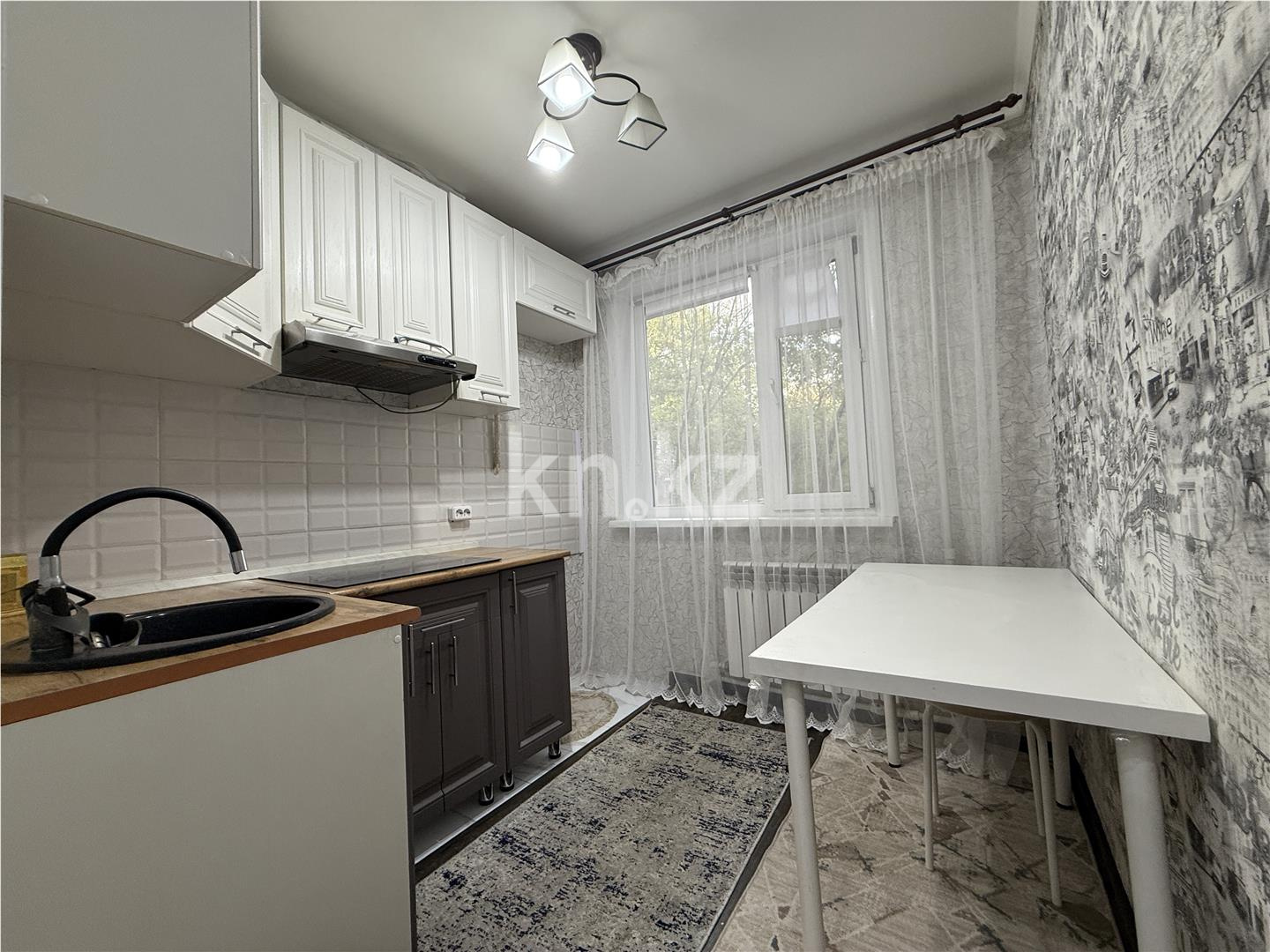 Продажа 2-комнатной квартиры, 42 м², пр. Республики, дом  36 - Продажа  двухкомнатных квартир в Караганде фото 5 из 10