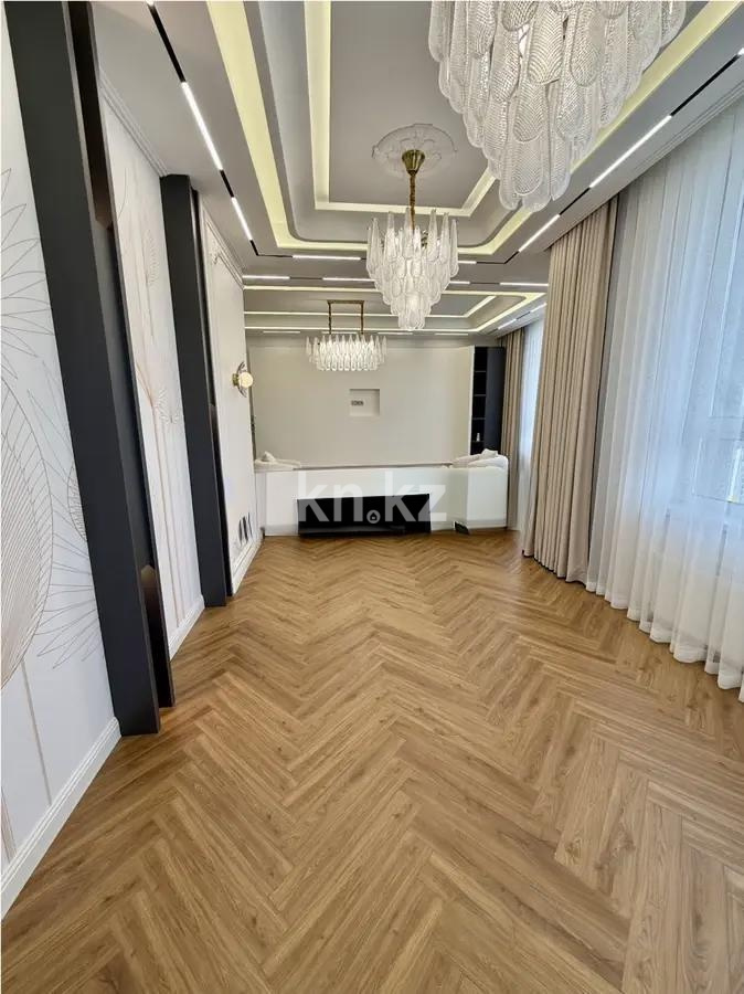 Продажа 4-комнатной квартиры, 130 м² - Продажа четырехкомнатных квартир в кирпичном доме в Казахстане фото 1 из 5