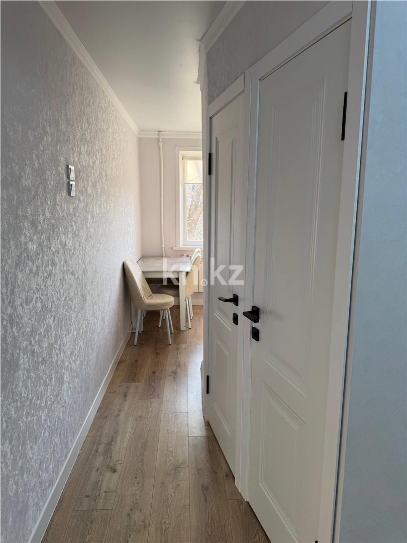 Продажа 3-комнатной квартиры, 63 м², мкр-н 23 - Продажа квартир в Караганде фото 10 из 12