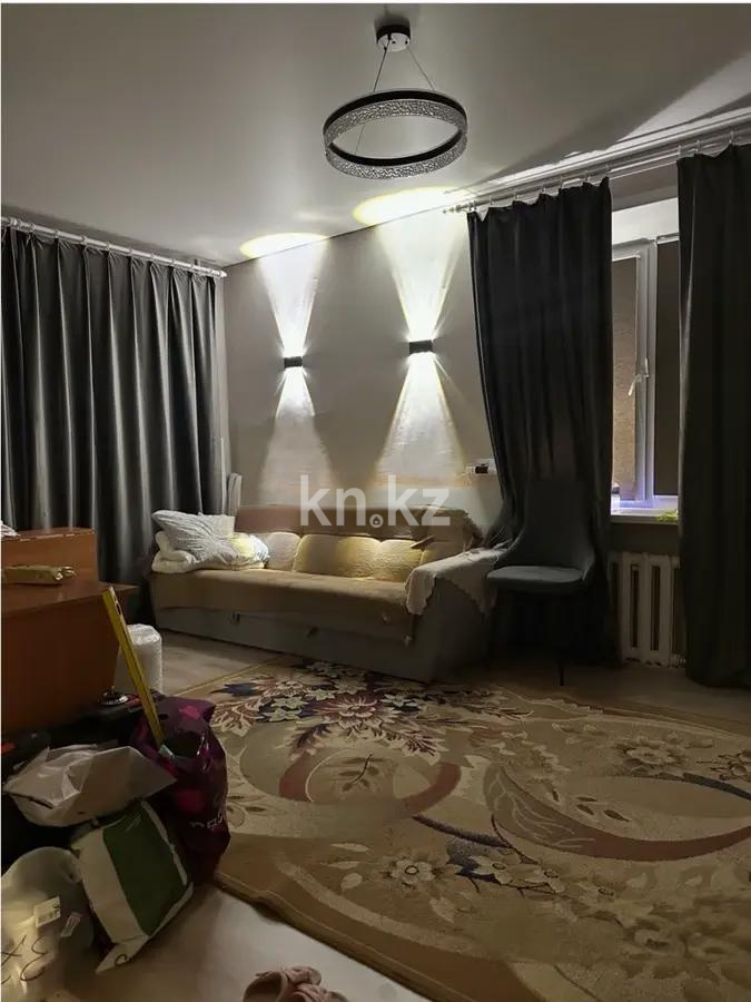 Продажа 1-комнатной квартиры, 32 м², пр. Назарбаева, дом  17а - Продажа квартир в Караганде фото 1 из 3