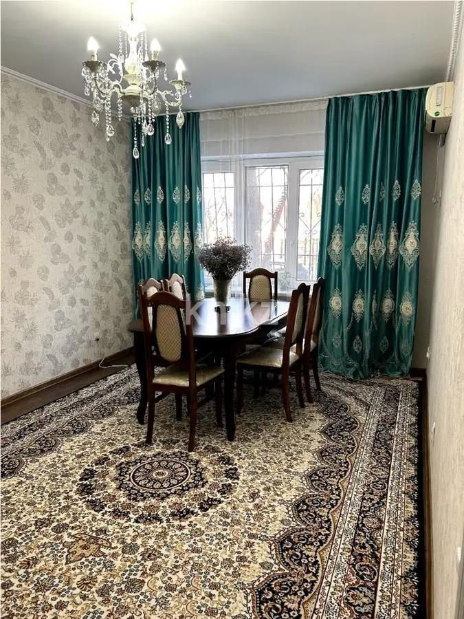 Продажа 3-комнатной квартиры, 70 м², ул. Толе би, дом  212 - Продажа квартир в Алматы фото 1 из 6