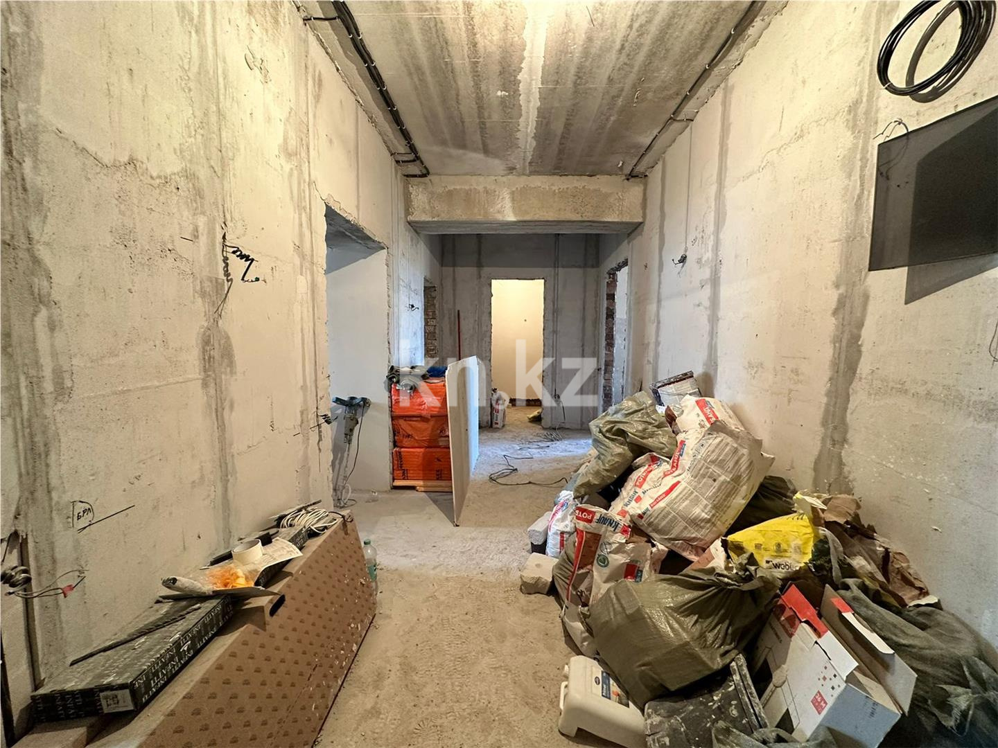 Продажа 3-комнатной квартиры, 104 м², пр. Шахтеров, дом  73/1 - Продажа  трехкомнатных квартир в Караганде фото 15 из 15