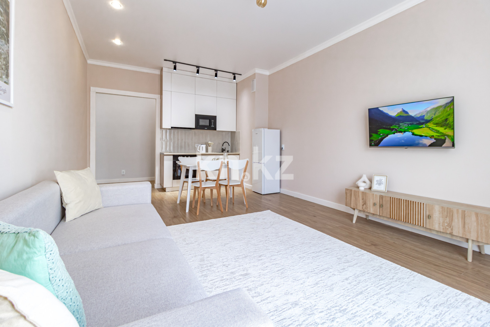 Аренда 2-комнатной квартиры посуточно, 60 м² - Аренда квартир посуточно в Астане в р-не Есиль фото 13 из 24