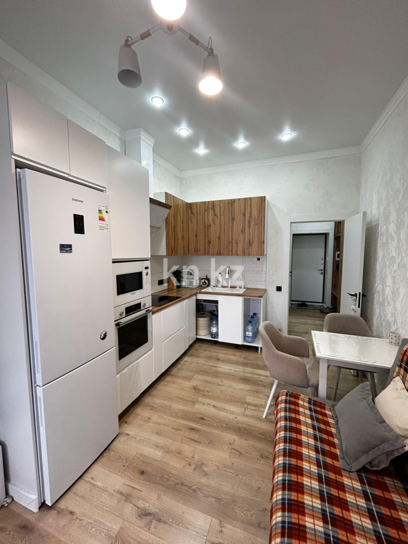 Продажа 1-комнатной квартиры, 43 м², пр. Шахтеров, дом  20/4 - Продажа квартир в новостройках Караганды фото 1 из 9