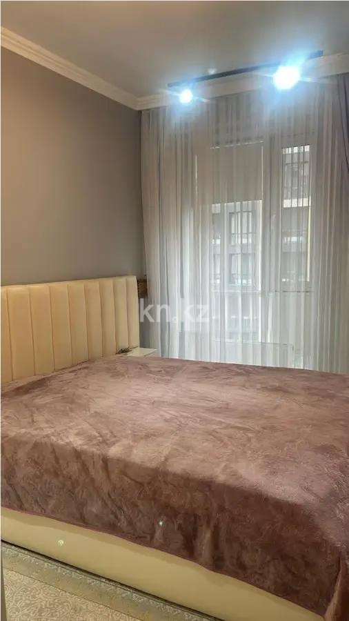 Продажа 2-комнатной квартиры, 50 м², пр. Абая, дом  130 в Алматы - фото 2