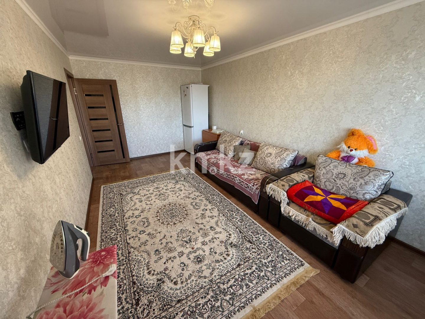 Продажа 2-комнатной квартиры, 43.4 м², пр. Республики, дом  6 - Продажа квартир в Караганде фото 1 из 12