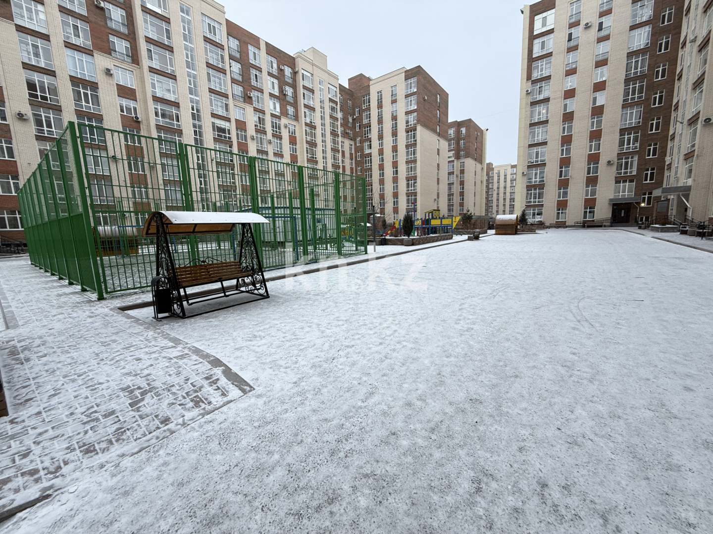 Продажа 2-комнатной квартиры, 68 м² в Караганде