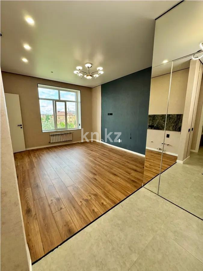 Продажа 2-комнатной квартиры, 43 м², ул. Кенжина, дом  1/1 блок а - Продажа  двухкомнатных квартир в Караганде без посредников фото 1 из 5