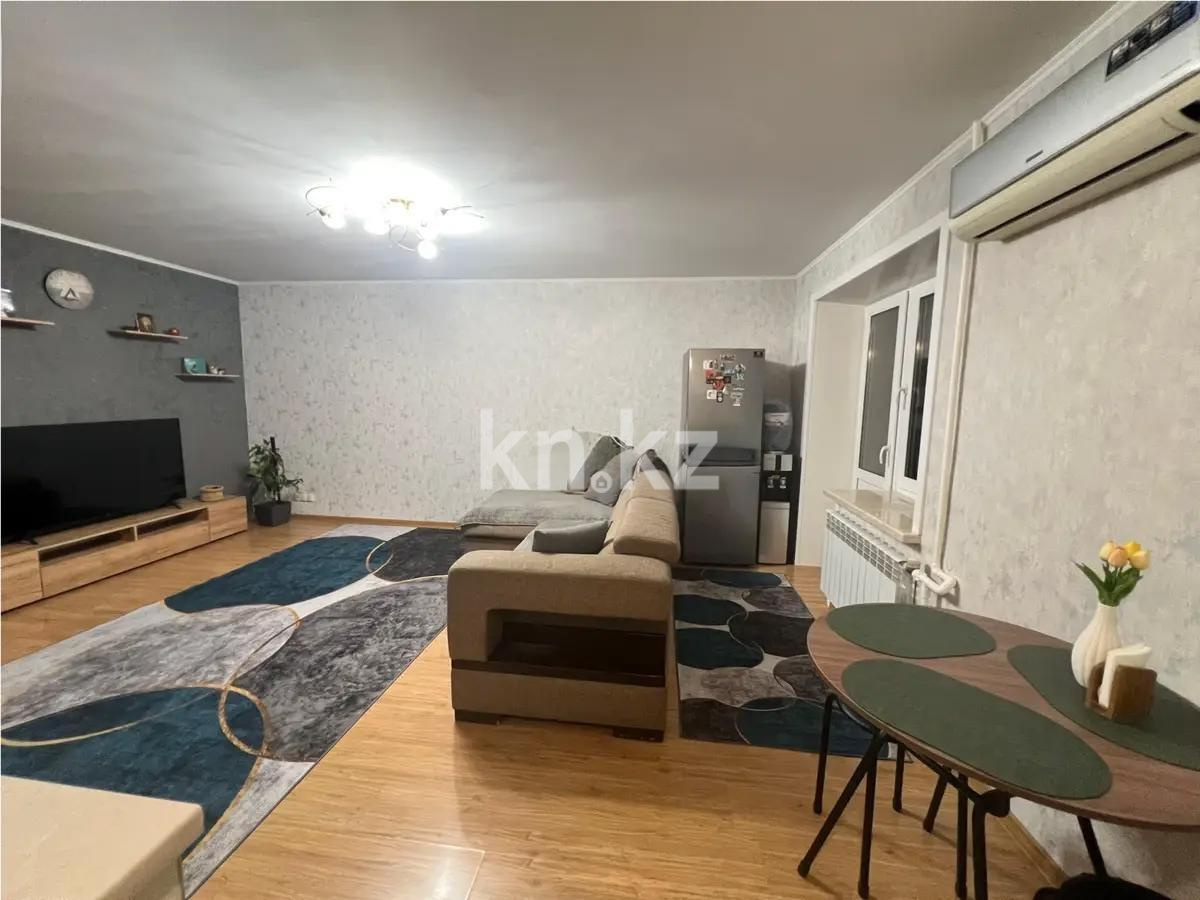 Продажа 4-комнатной квартиры, 80 м², ул. Жандосова, дом  176 - Продажа  четырехкомнатных квартир в Алматы без посредников фото 1 из 7