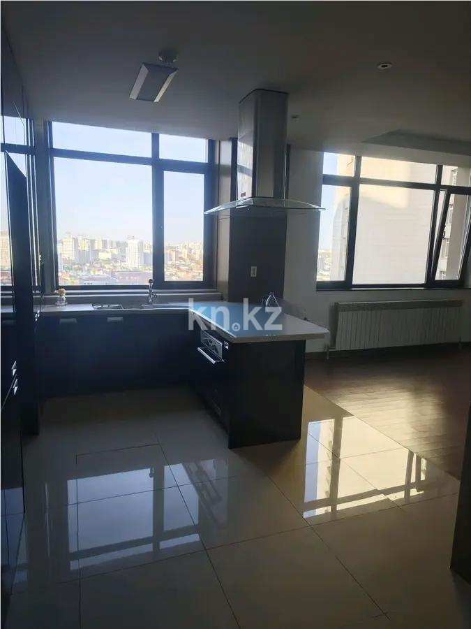 Продажа 2-комнатной квартиры, 81.3 м², пр. Кошкарбаева, дом  10/1 - Продажа квартир в Астане без посредников с фото фото 1 из 4