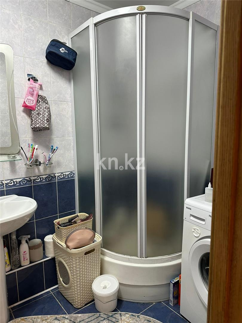 Продажа 3-комнатной квартиры, 66 м², ул. Карла Маркса в Караганде - фото 10