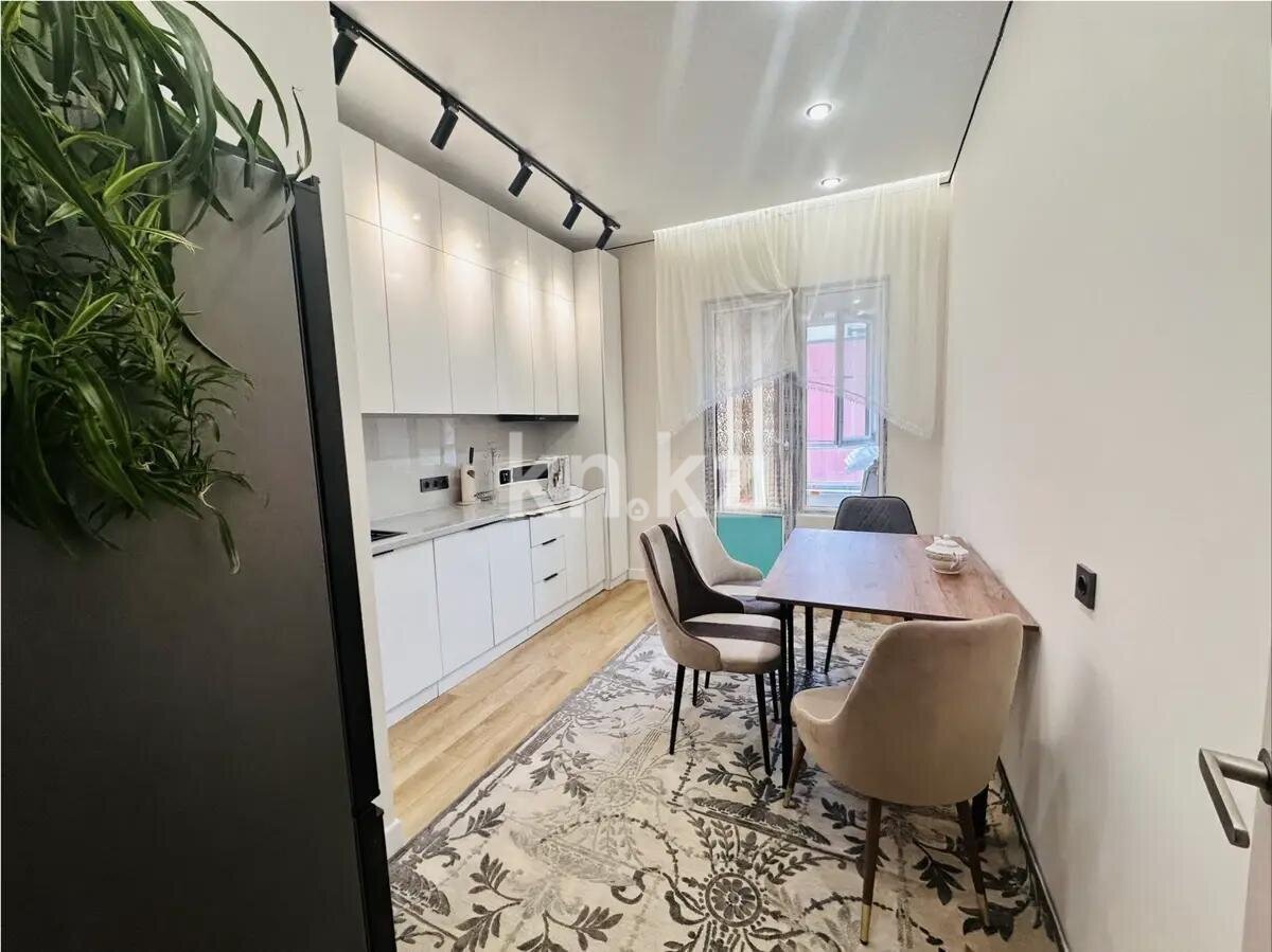 Продажа 2-комнатной квартиры, 63.59 м² в Алматы - фото 3
