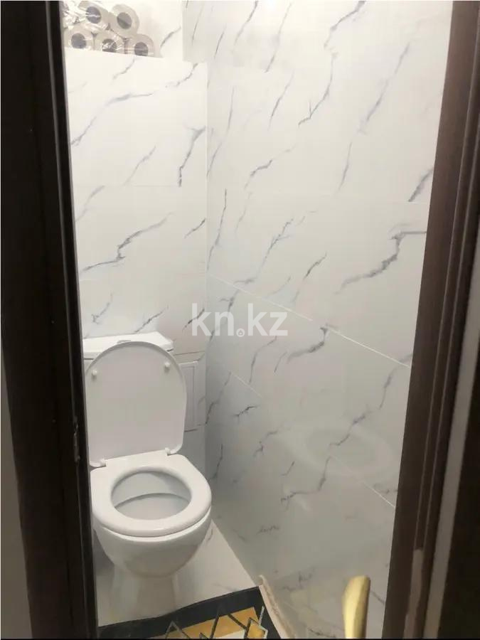 Продажа 3-комнатной квартиры, 62 м², ул. Валиханова, дом  46 в Алматы - фото 3