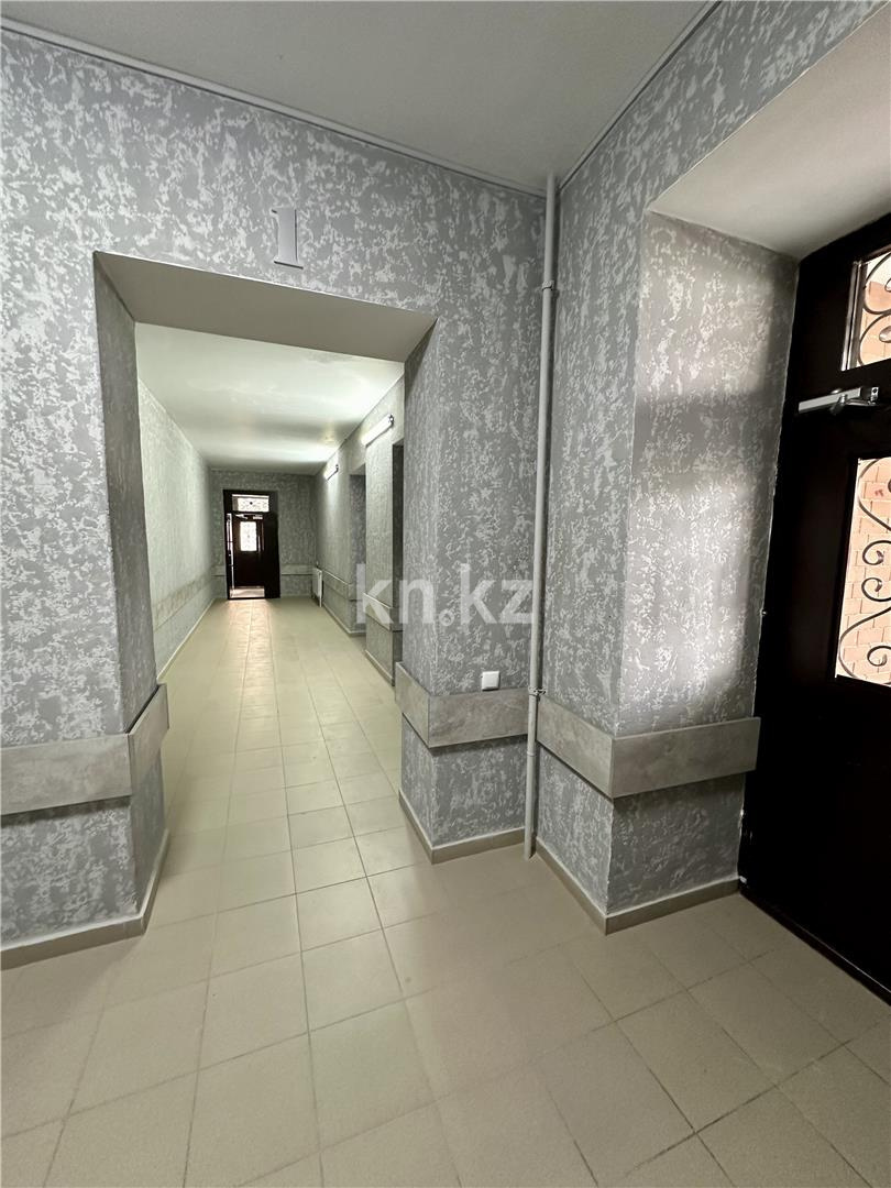 Продажа 3-комнатной квартиры, 97 м², пр. Шахтеров, дом  68 - Продажа  трехкомнатных квартир в Караганде фото 32 из 37