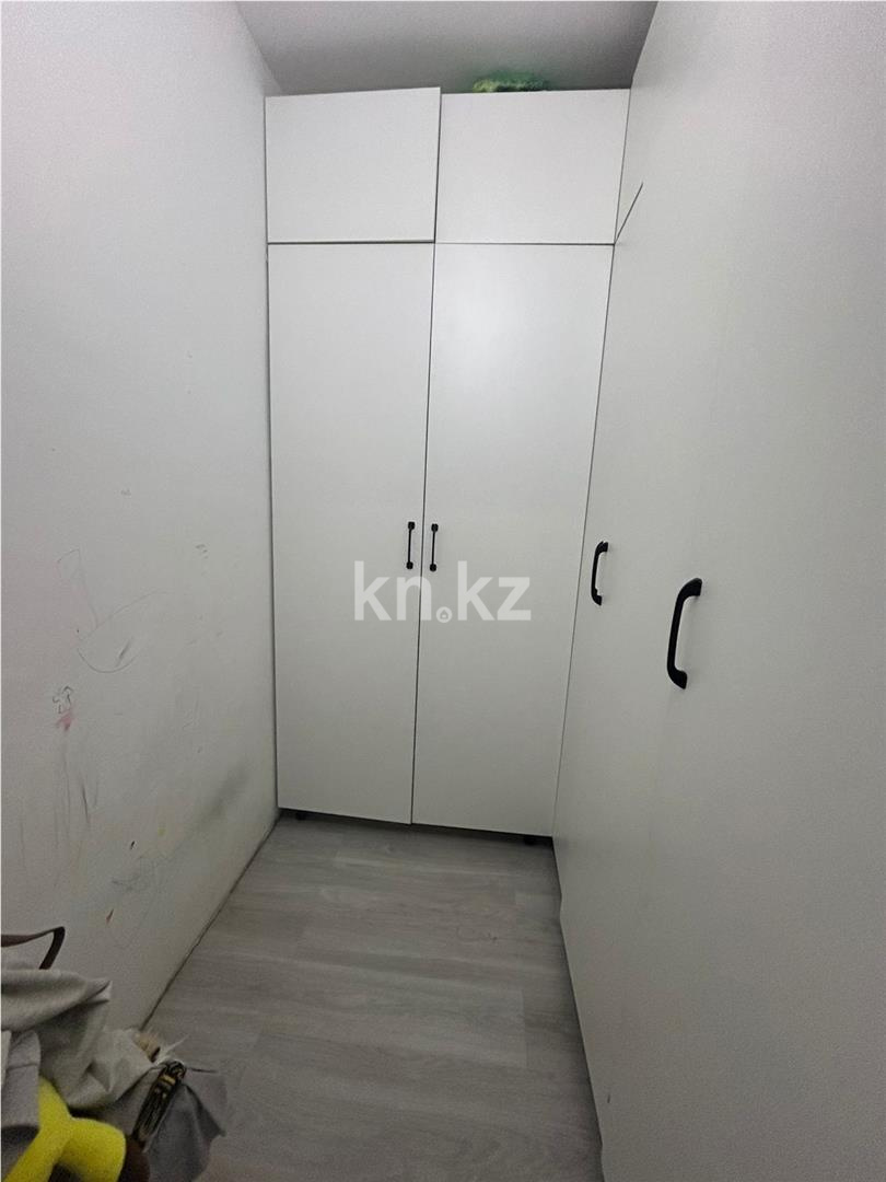 Продажа 1-комнатной квартиры, 51 м², ул. Тулебаева в Астане - фото 4