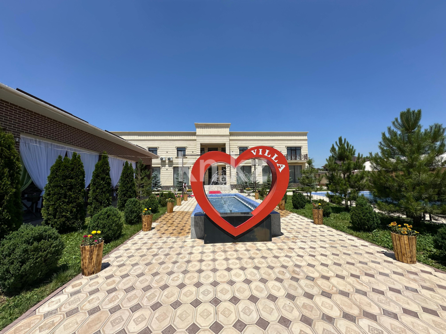 Продажа , 1000 м², Бургулюк п., дом  111 - Продажа зданий в Шымкенте фото 3 из 27