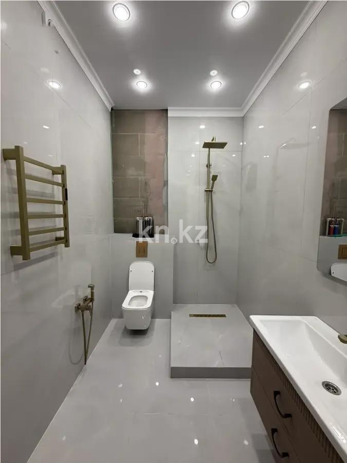 Продажа 1-комнатной квартиры, 65 м², ул. Е-429, дом  14 в Астане - фото 3