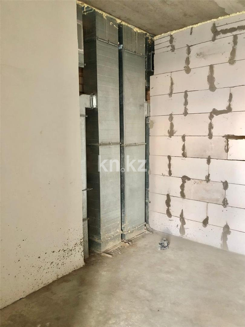 Продажа 4-комнатной квартиры, 129 м², ул. Ашимова - Продажа квартир в Караганде фото 18 из 21