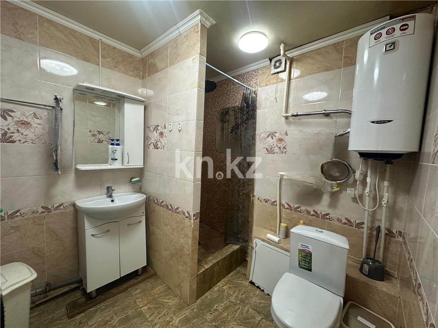 Продажа 4-комнатной квартиры, 64 м², пр. Назарбаева - Продажа  четырехкомнатных квартир в Караганде фото 7 из 10